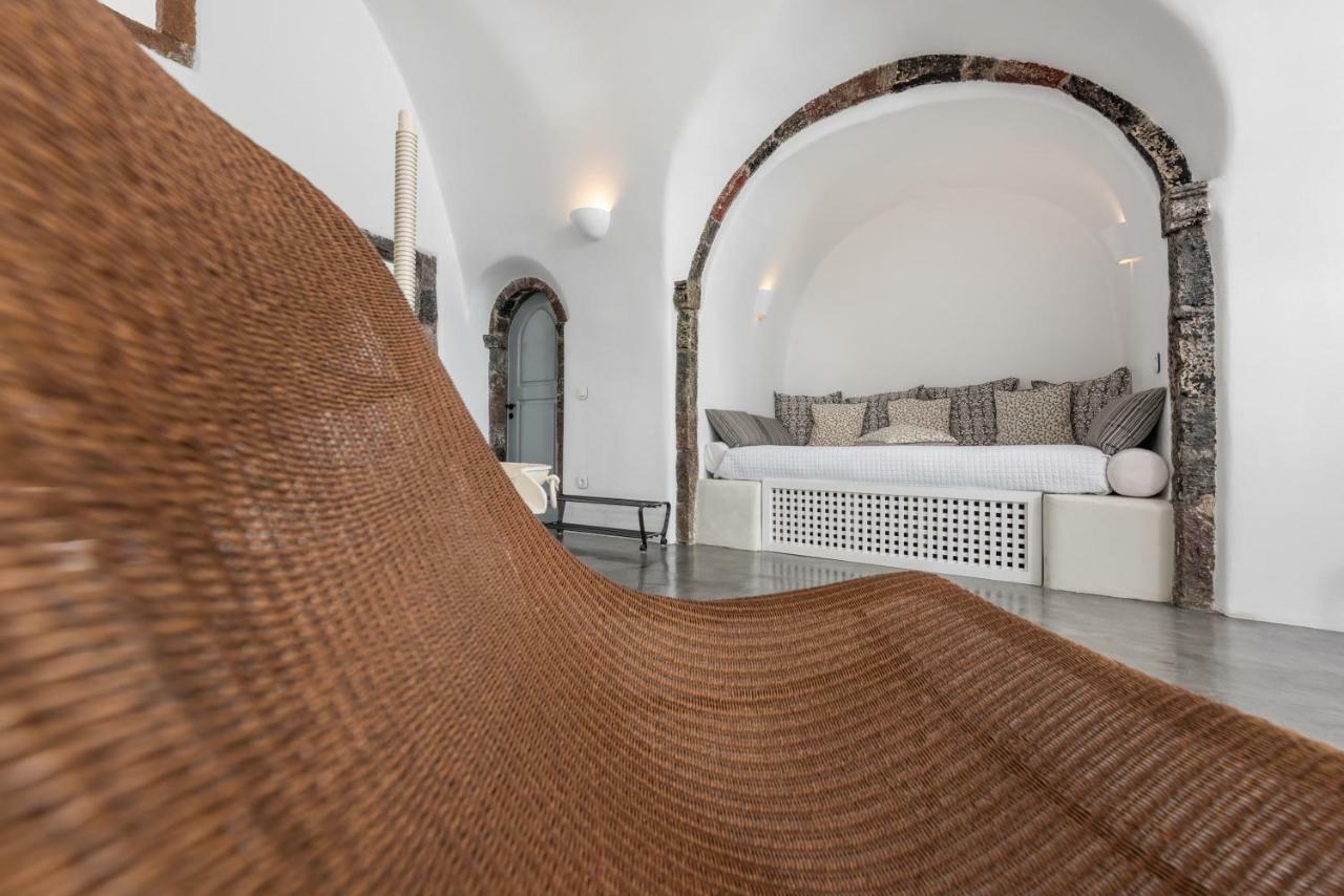 Nk Cave House Villa Тира Экстерьер фото